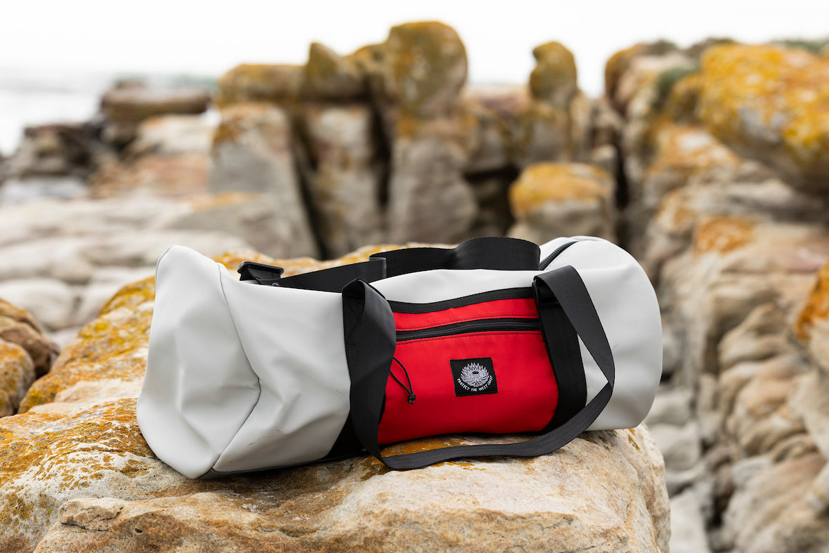 Round Duffel Bag (B-Red)