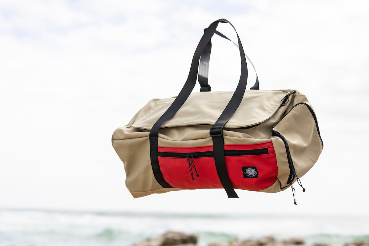 Square Duffel Bag (Red-B)
